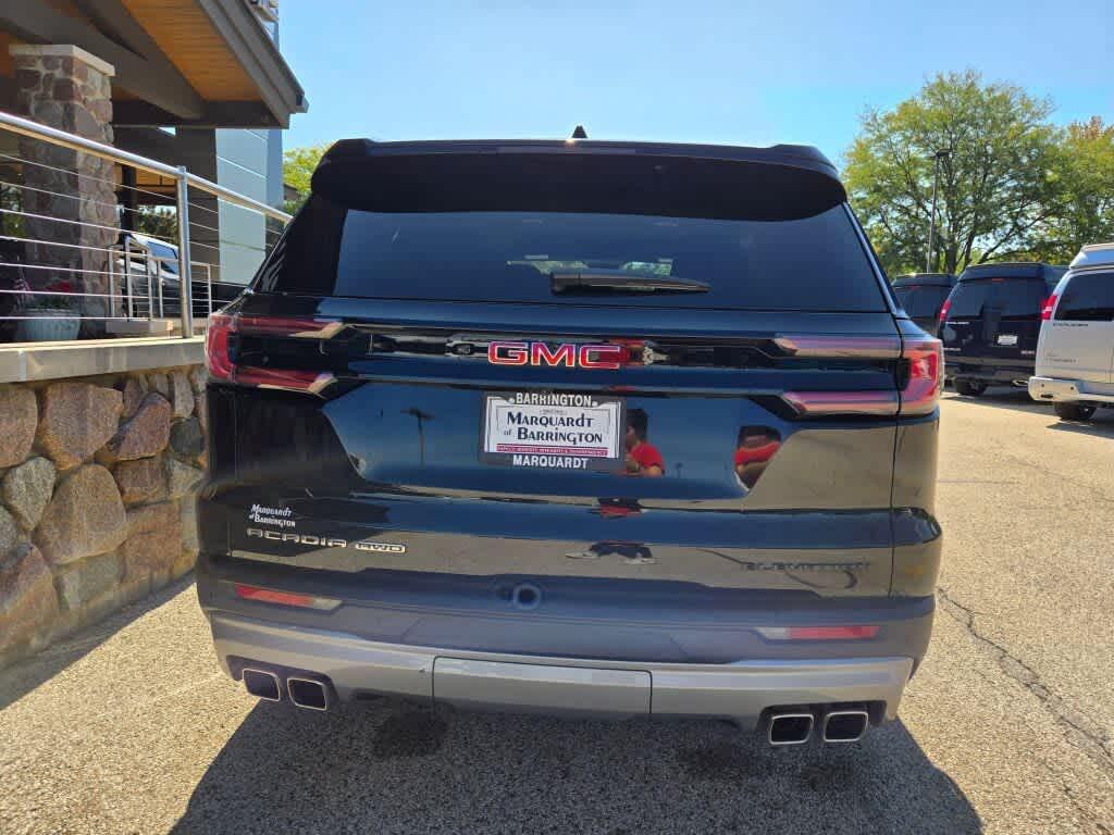 used 2025 GMC Acadia car, priced at $38,995