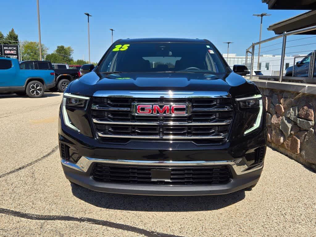 used 2025 GMC Acadia car, priced at $38,995