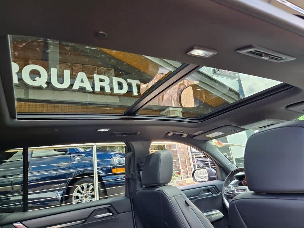 used 2025 GMC Acadia car, priced at $50,995