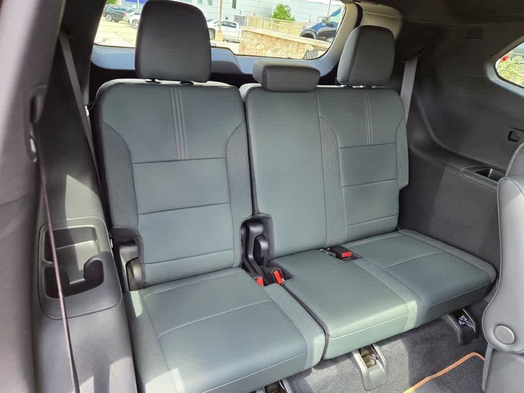 used 2025 GMC Acadia car, priced at $50,995