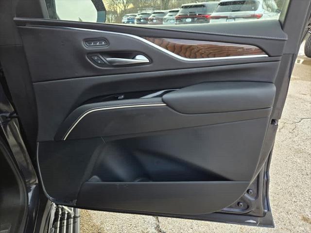 used 2023 Cadillac Escalade ESV car, priced at $85,995
