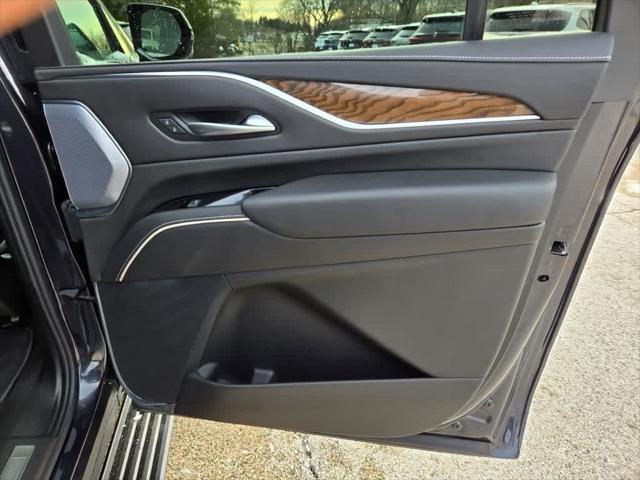 used 2023 Cadillac Escalade ESV car, priced at $85,995