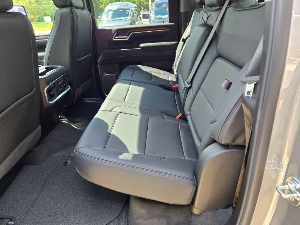 new 2026 GMC Sierra 2500 car, priced at $80,075