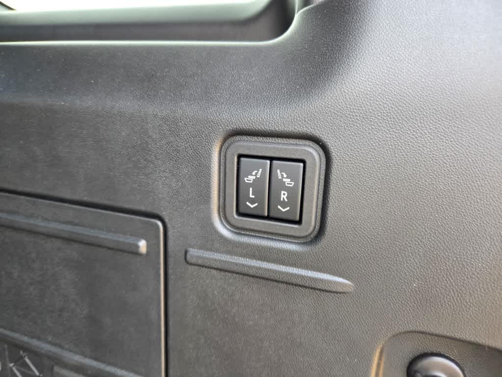 new 2024 GMC HUMMER EV SUV car, priced at $103,310