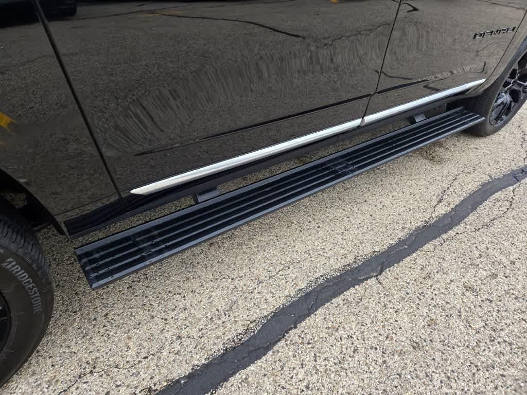 used 2023 GMC Yukon XL car, priced at $57,995