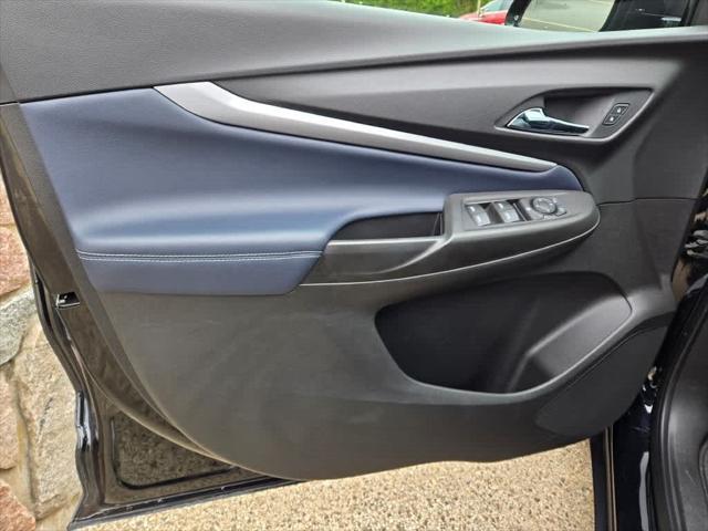 used 2022 Chevrolet Bolt EUV car, priced at $19,995