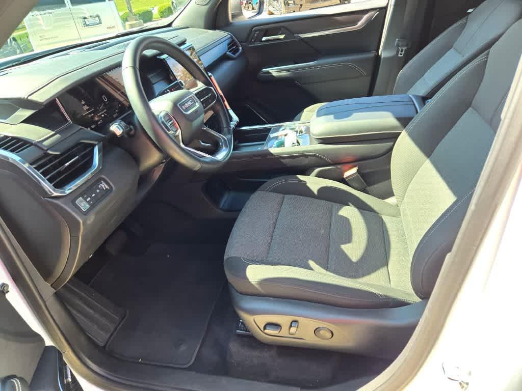 used 2025 GMC Acadia car, priced at $39,495