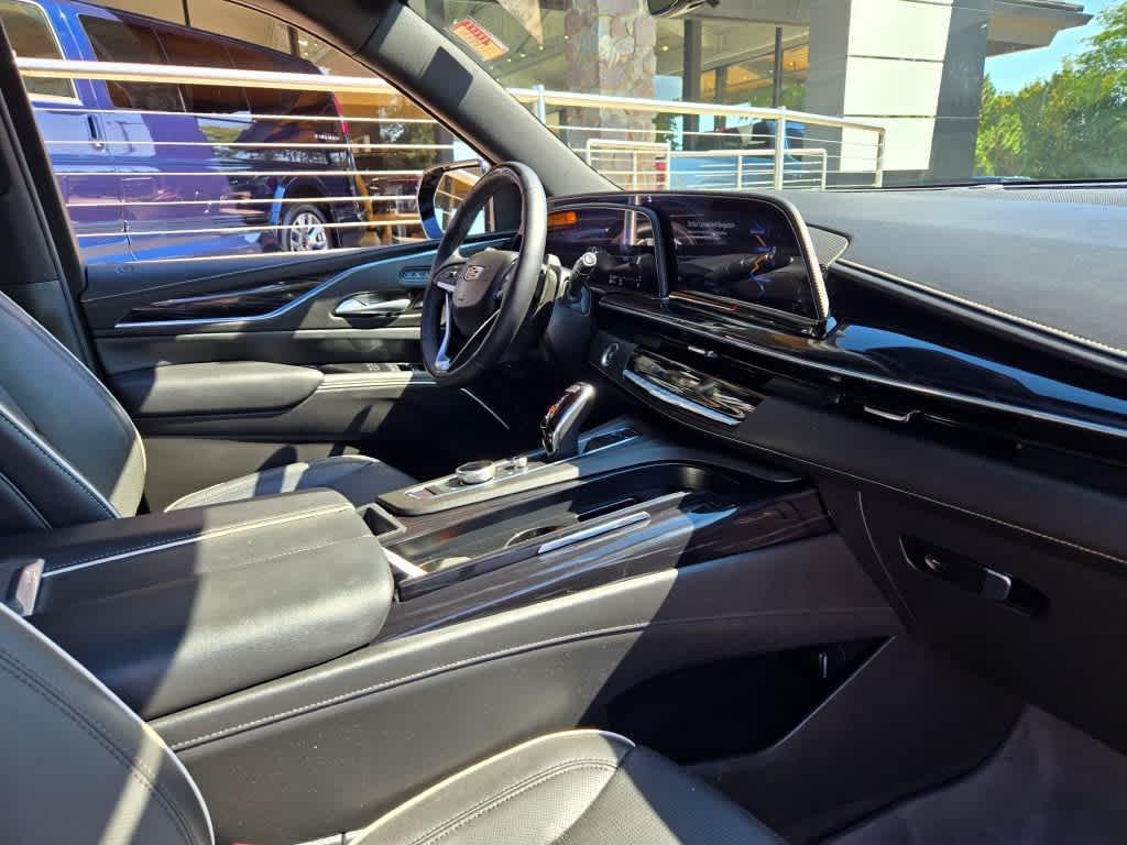 used 2023 Cadillac Escalade car, priced at $71,995