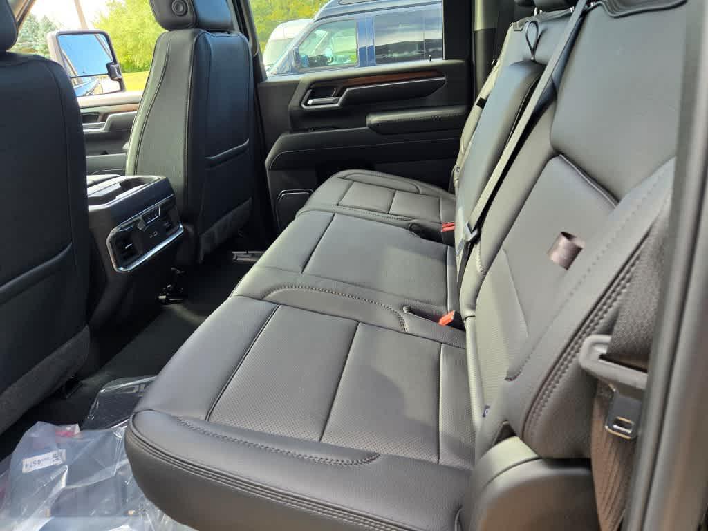 new 2026 GMC Sierra 2500 car, priced at $80,075