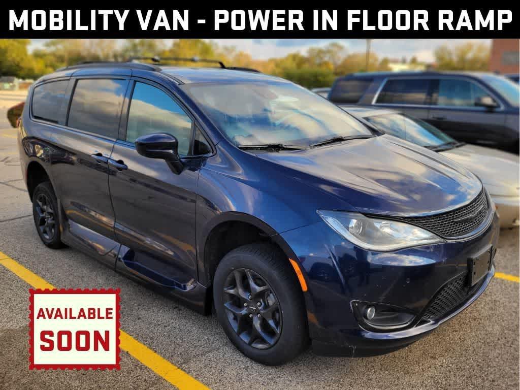 used 2019 Chrysler Pacifica car, priced at $27,995