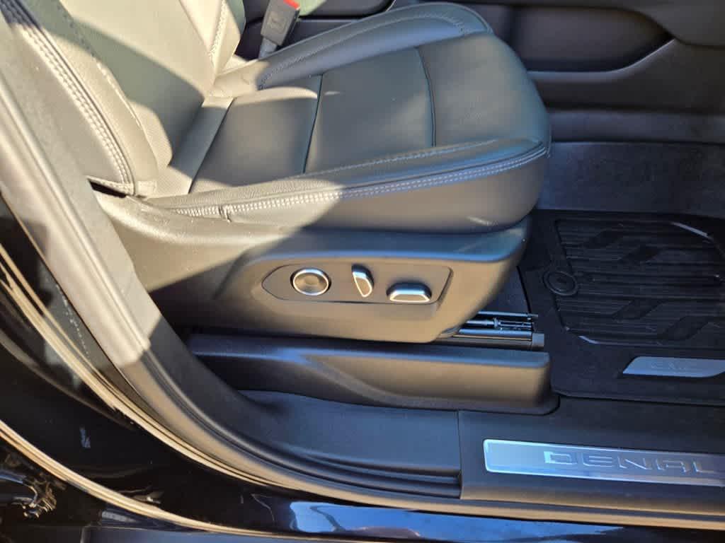 used 2024 GMC Yukon XL car, priced at $75,495