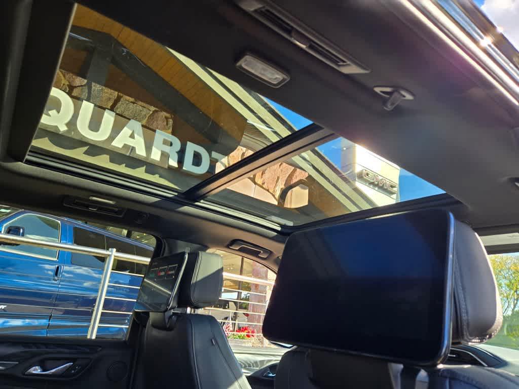 used 2024 GMC Yukon XL car, priced at $75,495