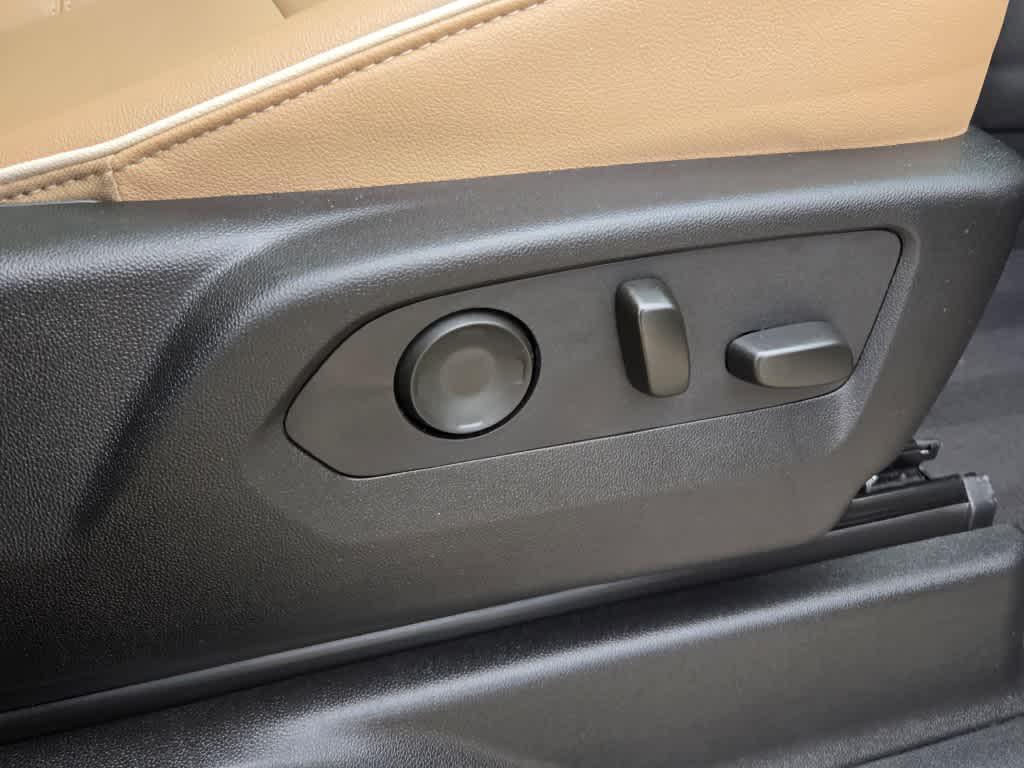 used 2024 Chevrolet Tahoe car, priced at $65,995