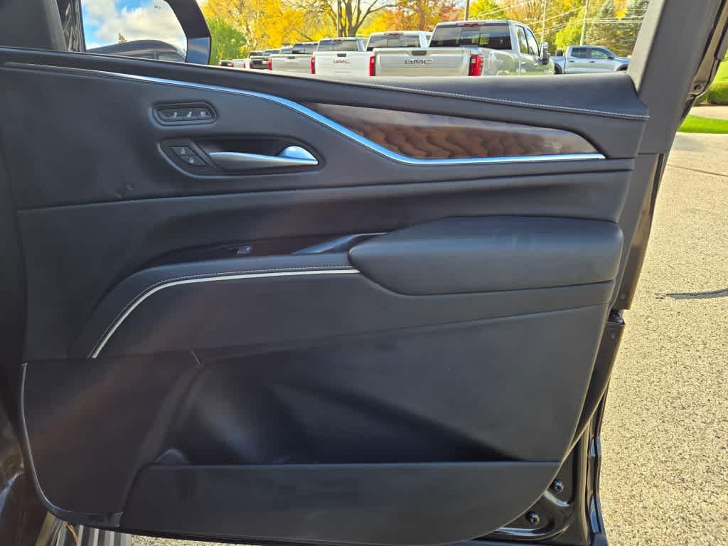 used 2023 Cadillac Escalade ESV car, priced at $79,995
