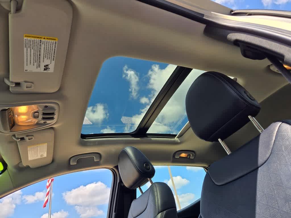 used 2022 Chevrolet Bolt EUV car, priced at $19,995