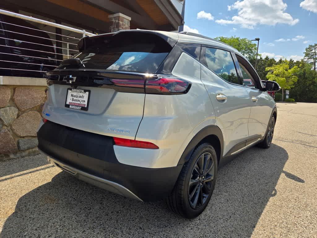 used 2022 Chevrolet Bolt EUV car, priced at $19,995