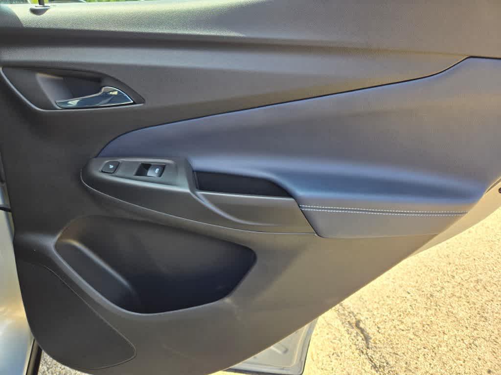 used 2022 Chevrolet Bolt EUV car, priced at $19,995