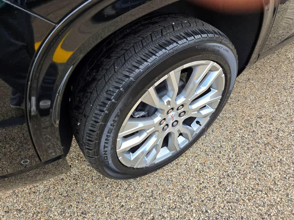 used 2025 GMC Acadia car, priced at $55,995