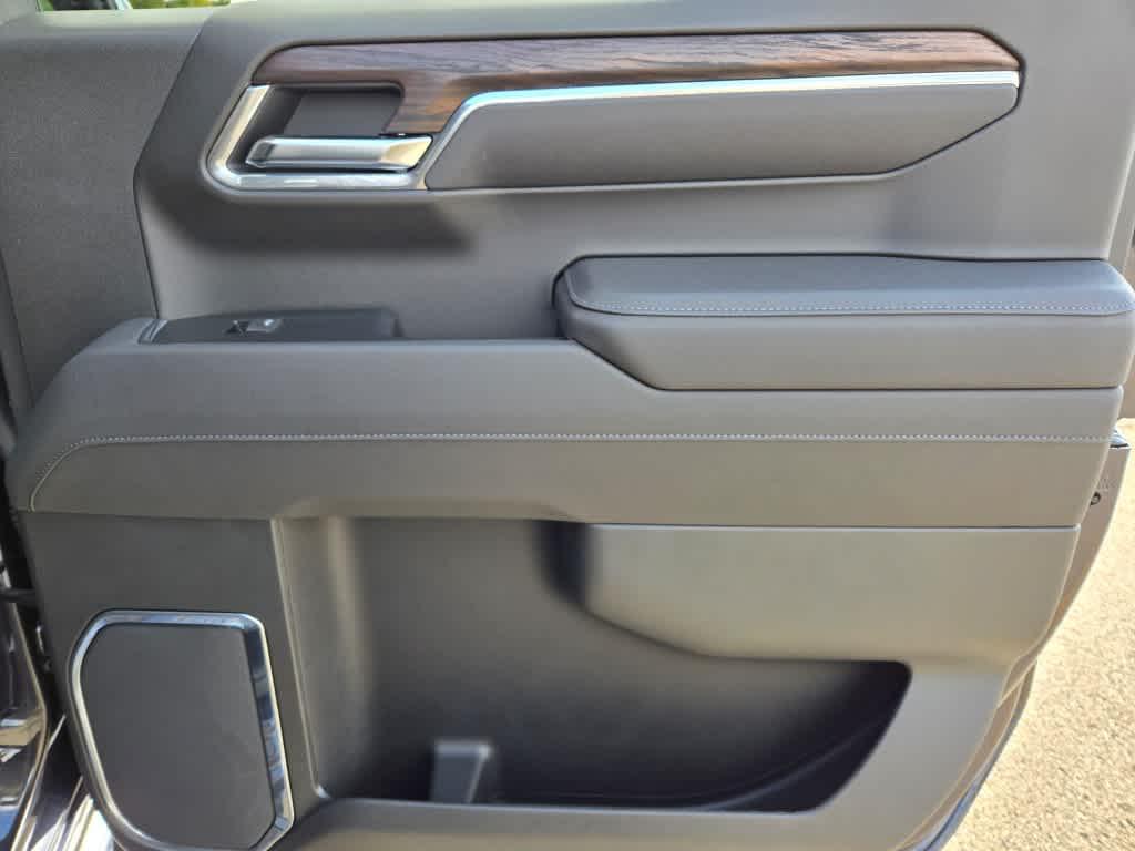 used 2025 GMC Sierra 1500 car, priced at $54,995