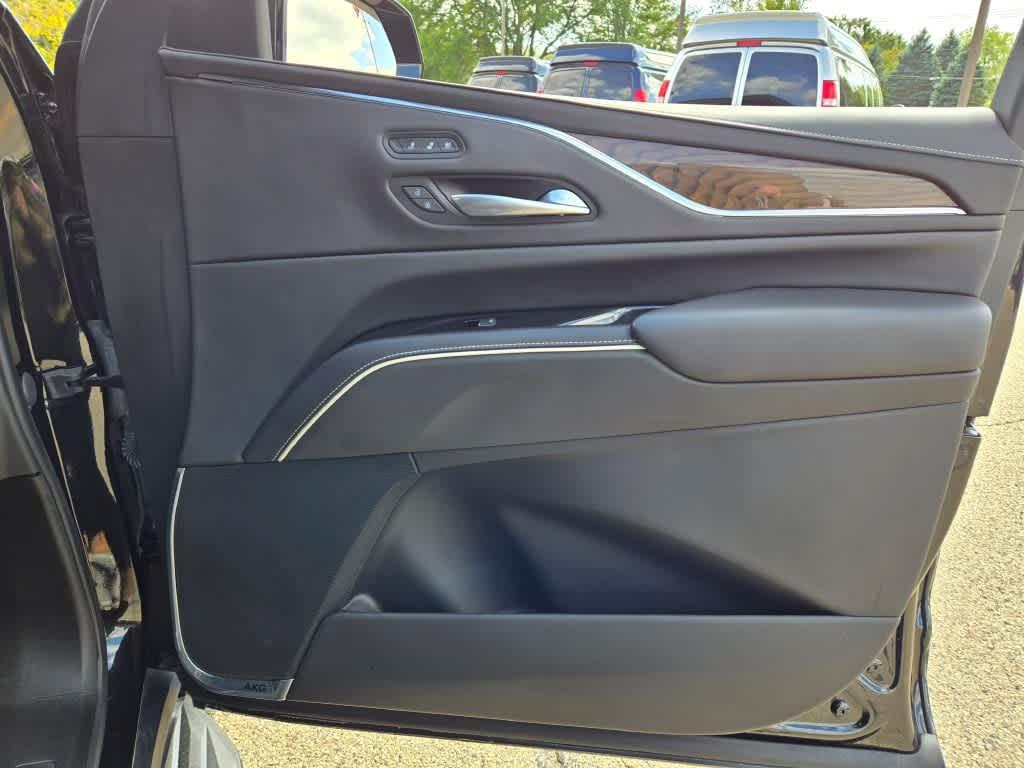 used 2023 Cadillac Escalade car, priced at $80,995