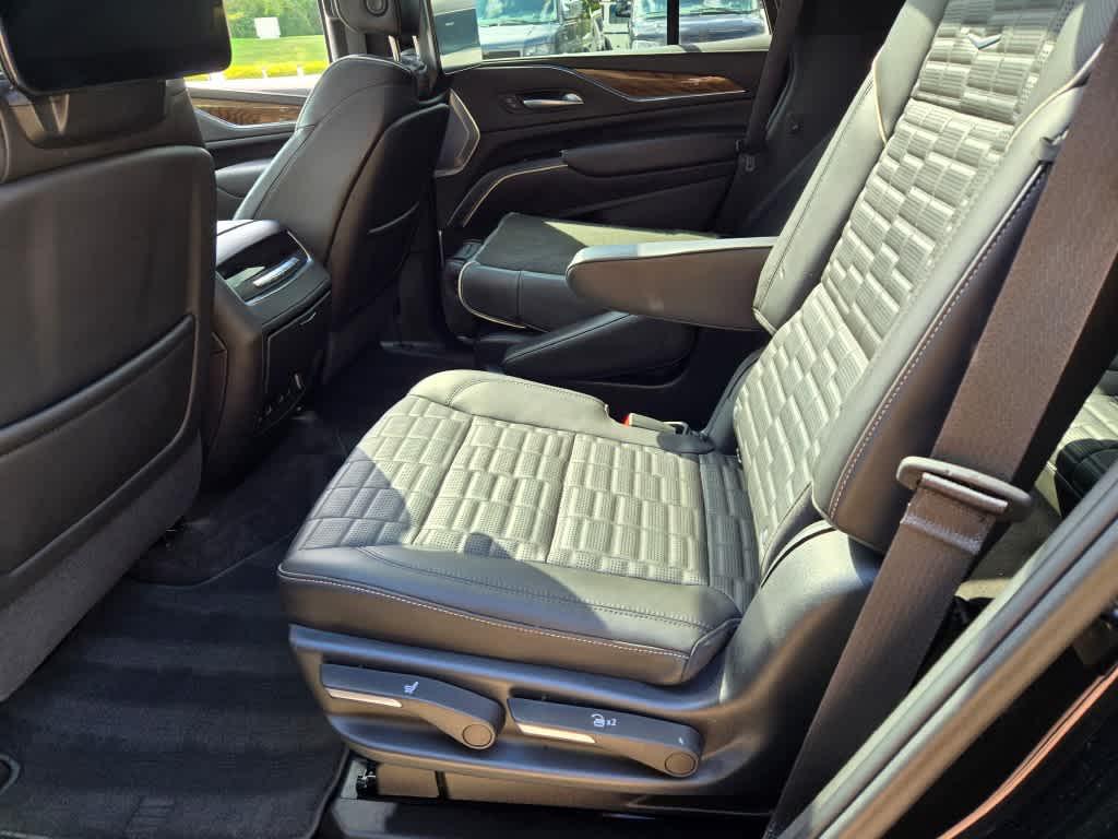 used 2023 Cadillac Escalade car, priced at $80,995