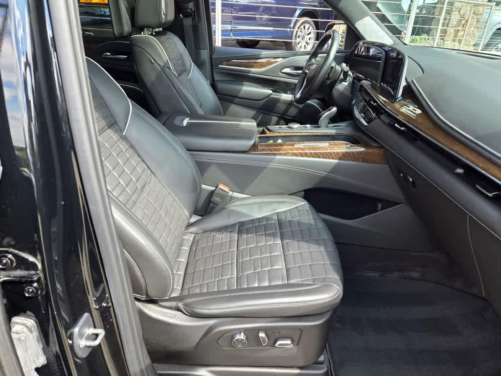 used 2023 Cadillac Escalade car, priced at $80,995
