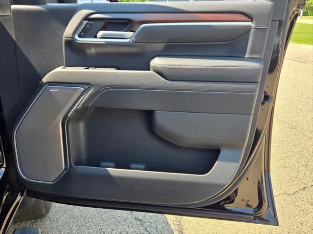 new 2025 GMC Sierra 2500 car, priced at $76,575