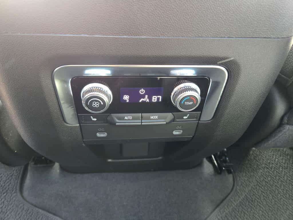 used 2024 GMC Yukon car, priced at $72,995