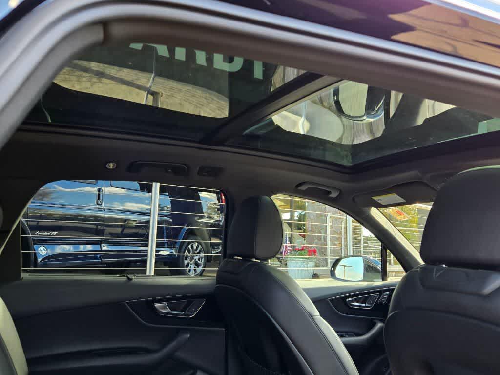 used 2018 Audi Q7 car, priced at $18,695