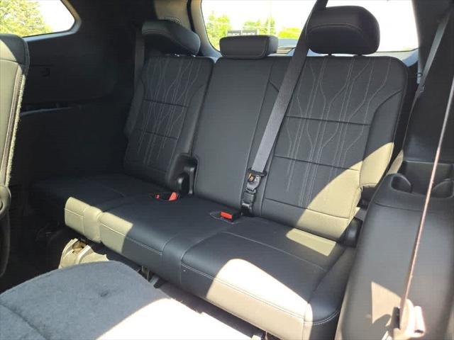 used 2025 Buick Enclave car, priced at $58,995