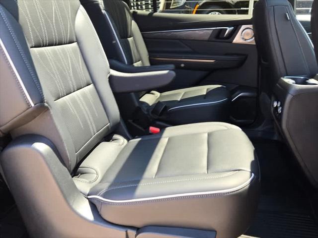 used 2025 Buick Enclave car, priced at $58,995