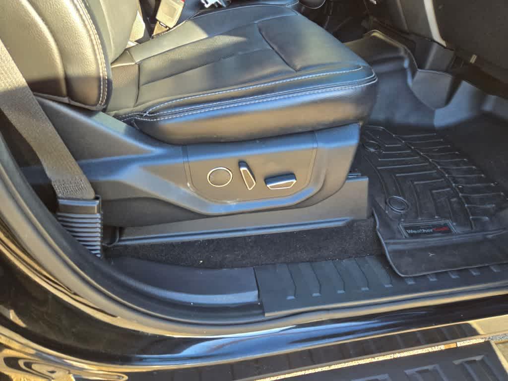 used 2018 Ford F-150 car, priced at $22,995