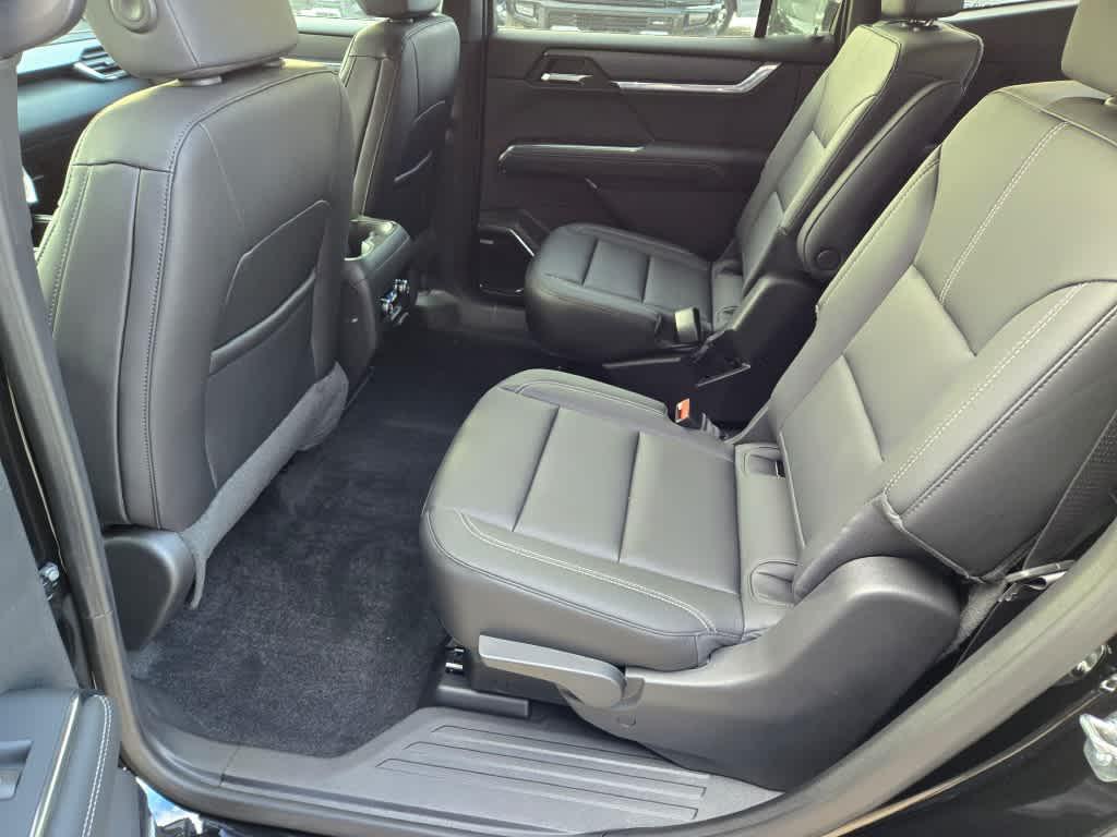 new 2025 GMC Acadia car, priced at $47,825