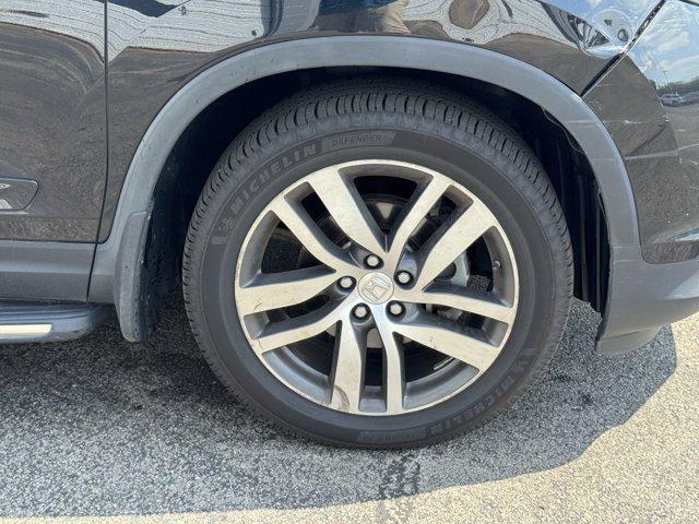 used 2017 Honda Pilot car, priced at $24,925
