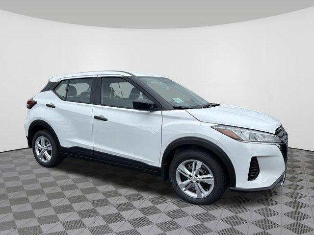 new 2025 Nissan Kicks car, priced at $23,239
