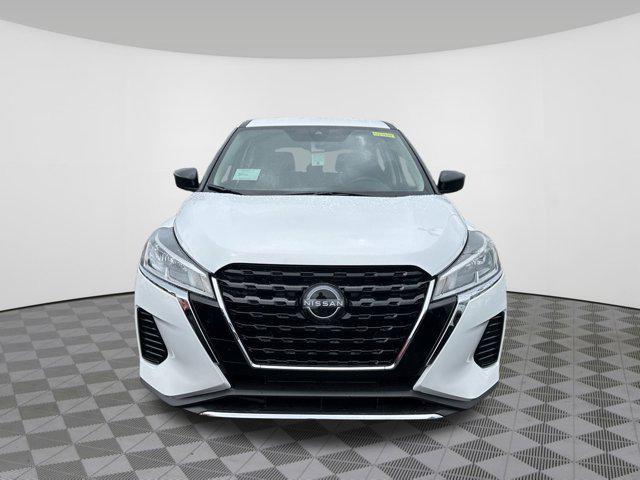 new 2025 Nissan Kicks car, priced at $23,239