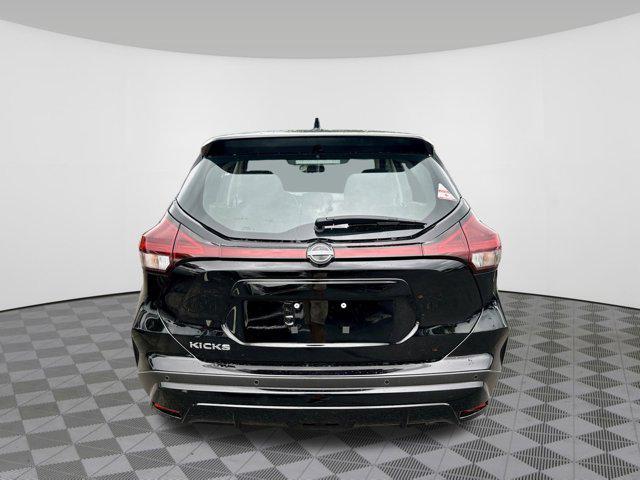 new 2025 Nissan Kicks car, priced at $21,881