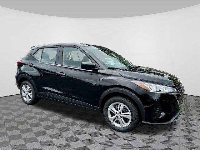 new 2025 Nissan Kicks car, priced at $21,881