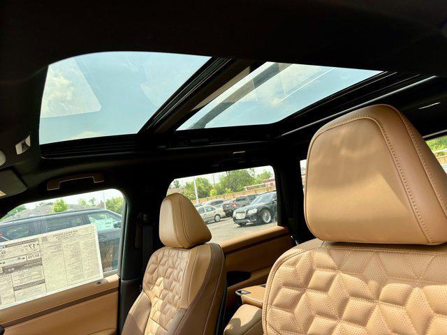 new 2025 Nissan Armada car, priced at $81,372