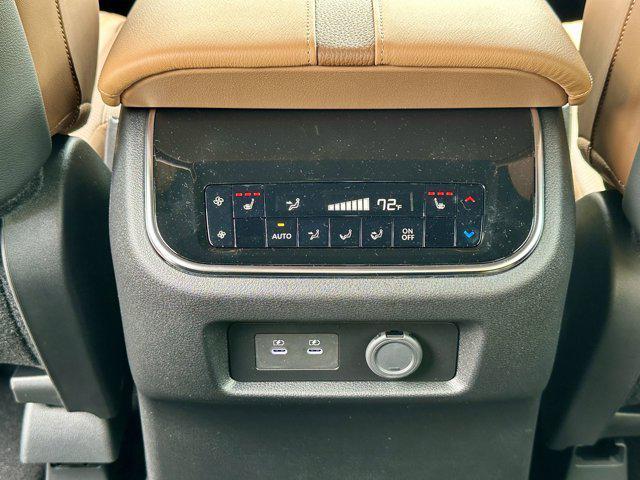 new 2025 Nissan Armada car, priced at $81,372