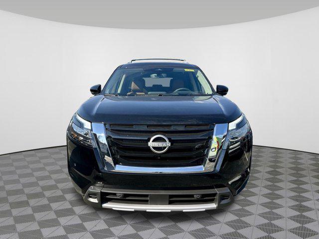 new 2025 Nissan Pathfinder car, priced at $47,617