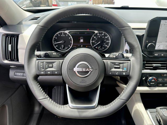 new 2025 Nissan Pathfinder car, priced at $42,982