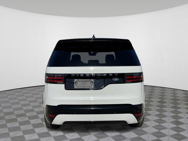 used 2022 Land Rover Discovery car, priced at $26,876