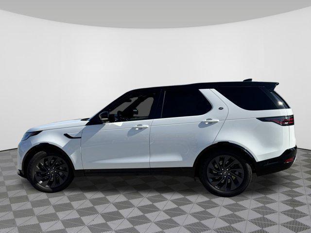 used 2022 Land Rover Discovery car, priced at $26,876