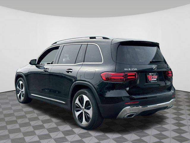 used 2024 Mercedes-Benz GLB 250 car, priced at $42,122