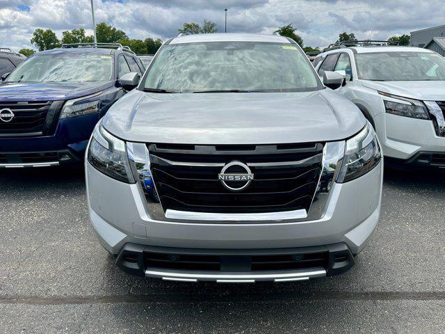 new 2025 Nissan Pathfinder car, priced at $40,989