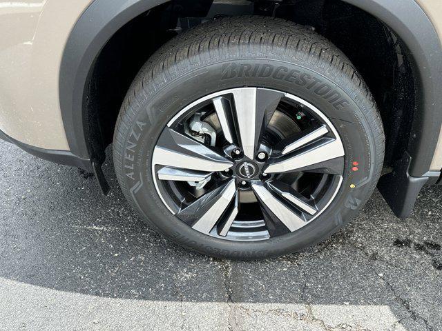 new 2025 Nissan Rogue car, priced at $43,165