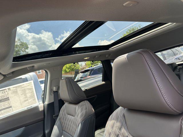 new 2025 Nissan Murano car, priced at $51,218
