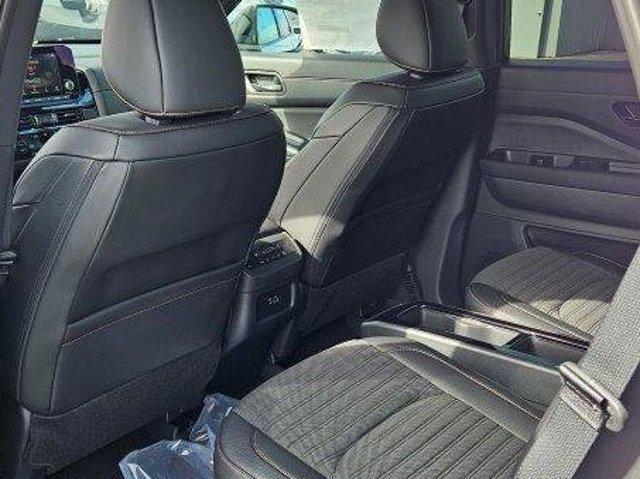 new 2025 Nissan Pathfinder car, priced at $42,382