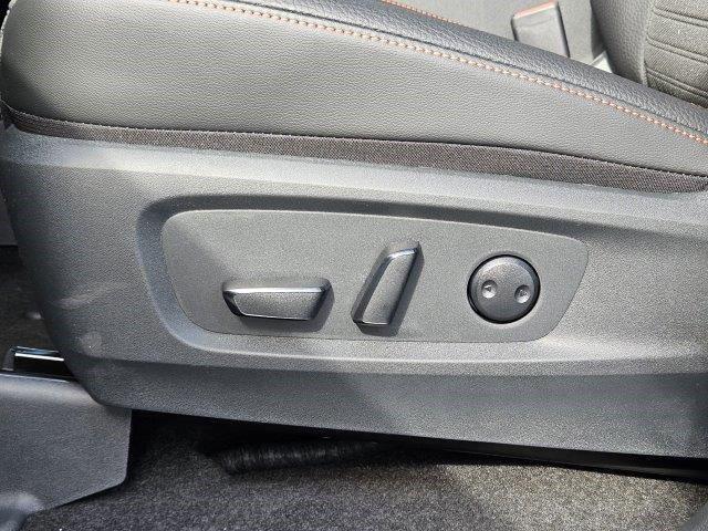 new 2025 Nissan Pathfinder car, priced at $42,382